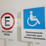 placa para vagas de acessibilidade