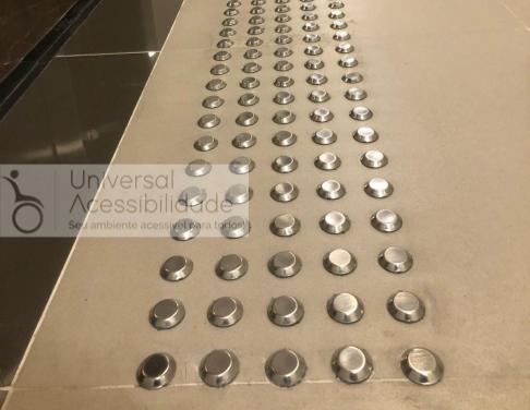 band-piso-tátil-inox-alerta