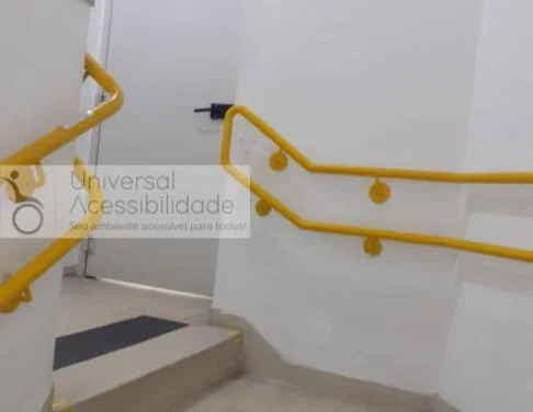 corrimão acessível
