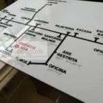 mapa tátil monocromático