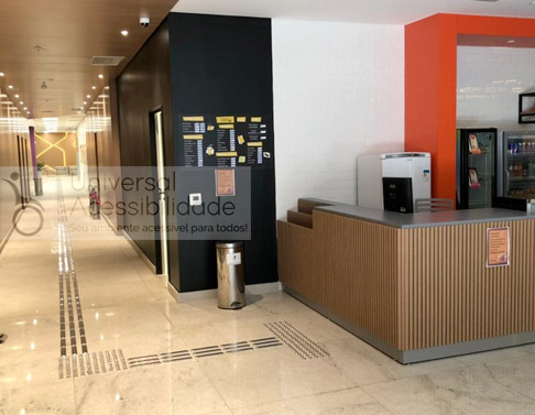 piso de acessibilidade franquia burguer king