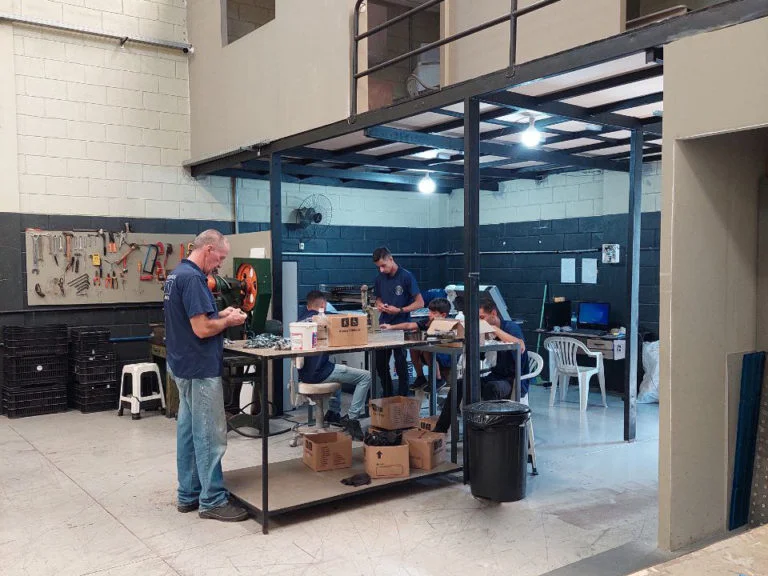 Empresa de piso de acessibilidade
