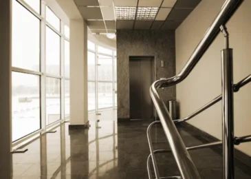 Corrimão Acessível: entenda a importância desse elemento na acessibilidade