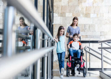 Tudo sobre piso tátil para cadeirantes (acessibilidade para deficientes)